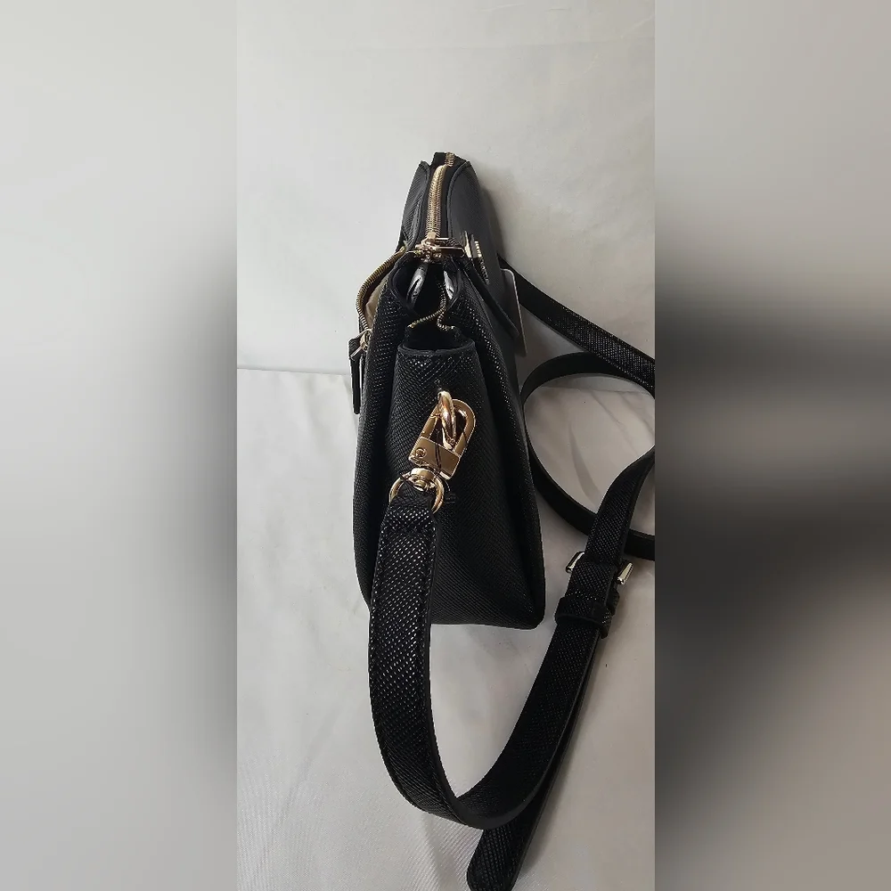 GUESS Noelle triple compartment faux-leather women's small crossbody bag - Black - Picture 5 of 13